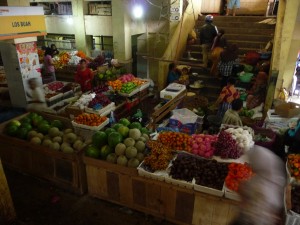 Mataram Market - Selling Fruit